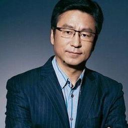 白岩松个人资料,新闻界的坚守者与时代的声音